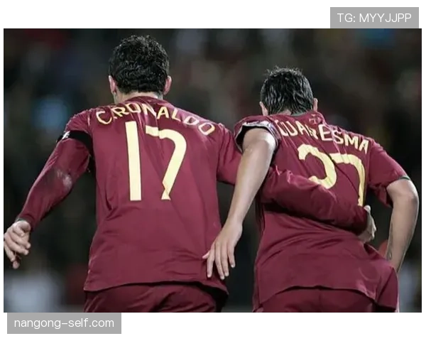 夸雷斯马与安尼奇奇边锋突破方式的差异化驱动机制分析